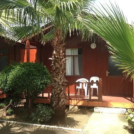 Apart Otel Dream Park 2*