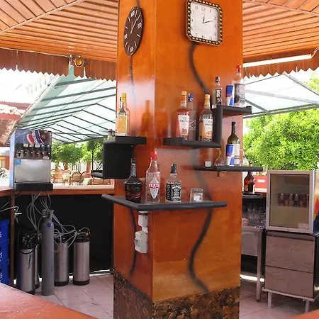 Dream Park Aparthotel Titreyengol