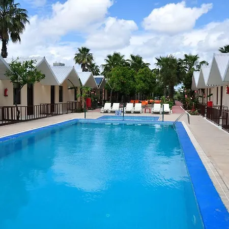 Dream Park Apartahotel